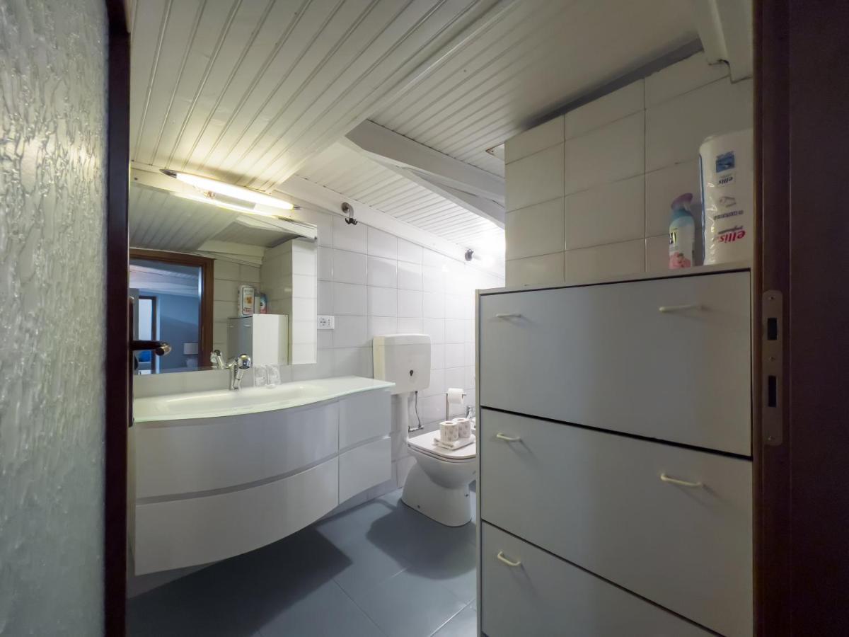 House Boat In Downtown Piazza Statuto - Oddone Apartament *