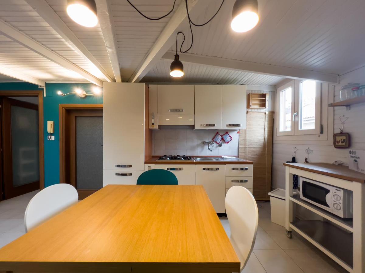 Apartament House Boat In Downtown Piazza Statuto - Oddone